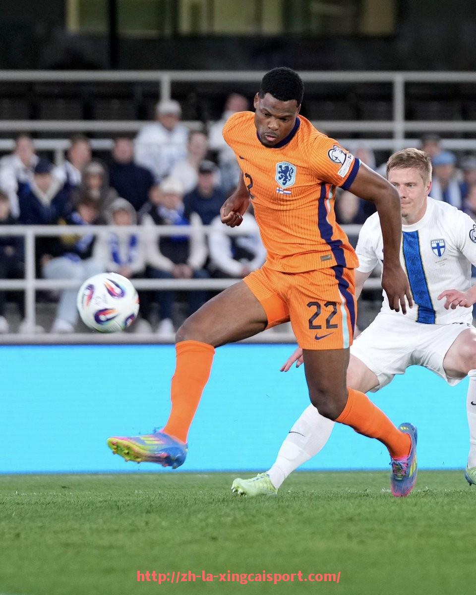 杏彩体育-西甲联赛皇家社会近期表现与战术解构